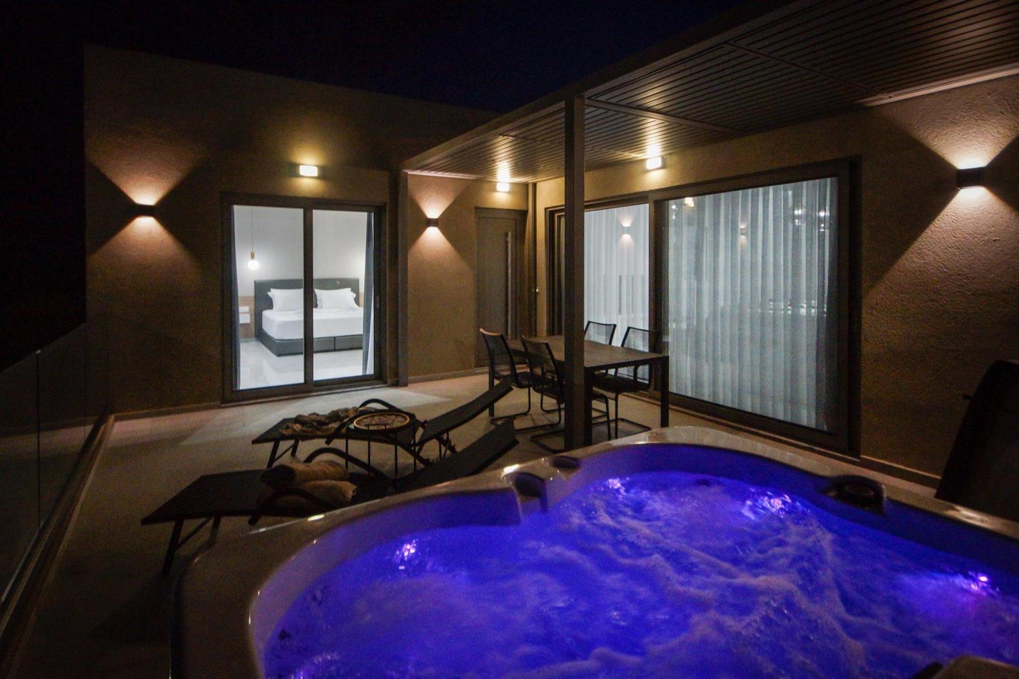 Aquamarine Luxury Suites Archangelos  Exteriör bild
